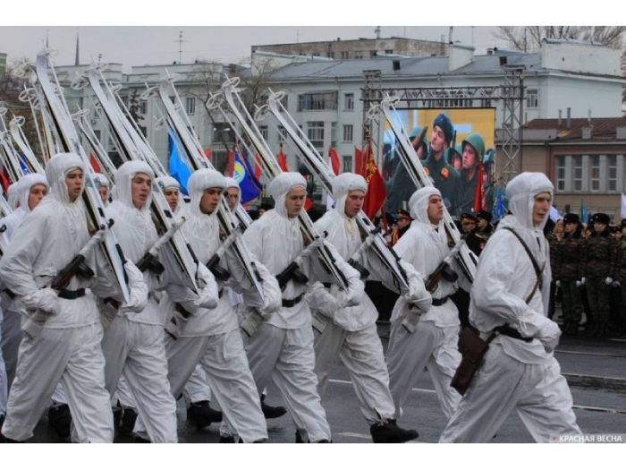с 3 мая в центре Волгограда будут проходить репетиция парада  ко дню Победы